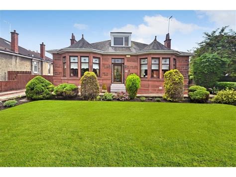 Houses for sale in Madison Avenue, Glasgow, G44.